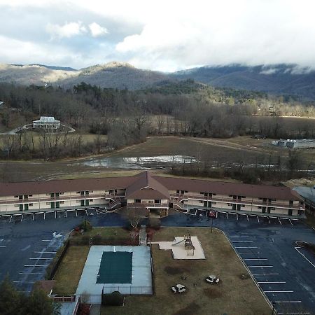 Mountain Valley Inn Діллард Екстер'єр фото