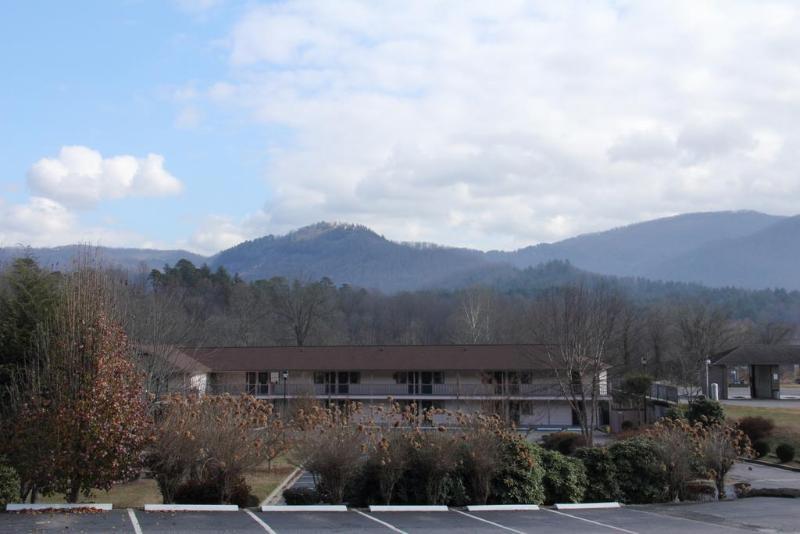 Mountain Valley Inn Діллард Екстер'єр фото